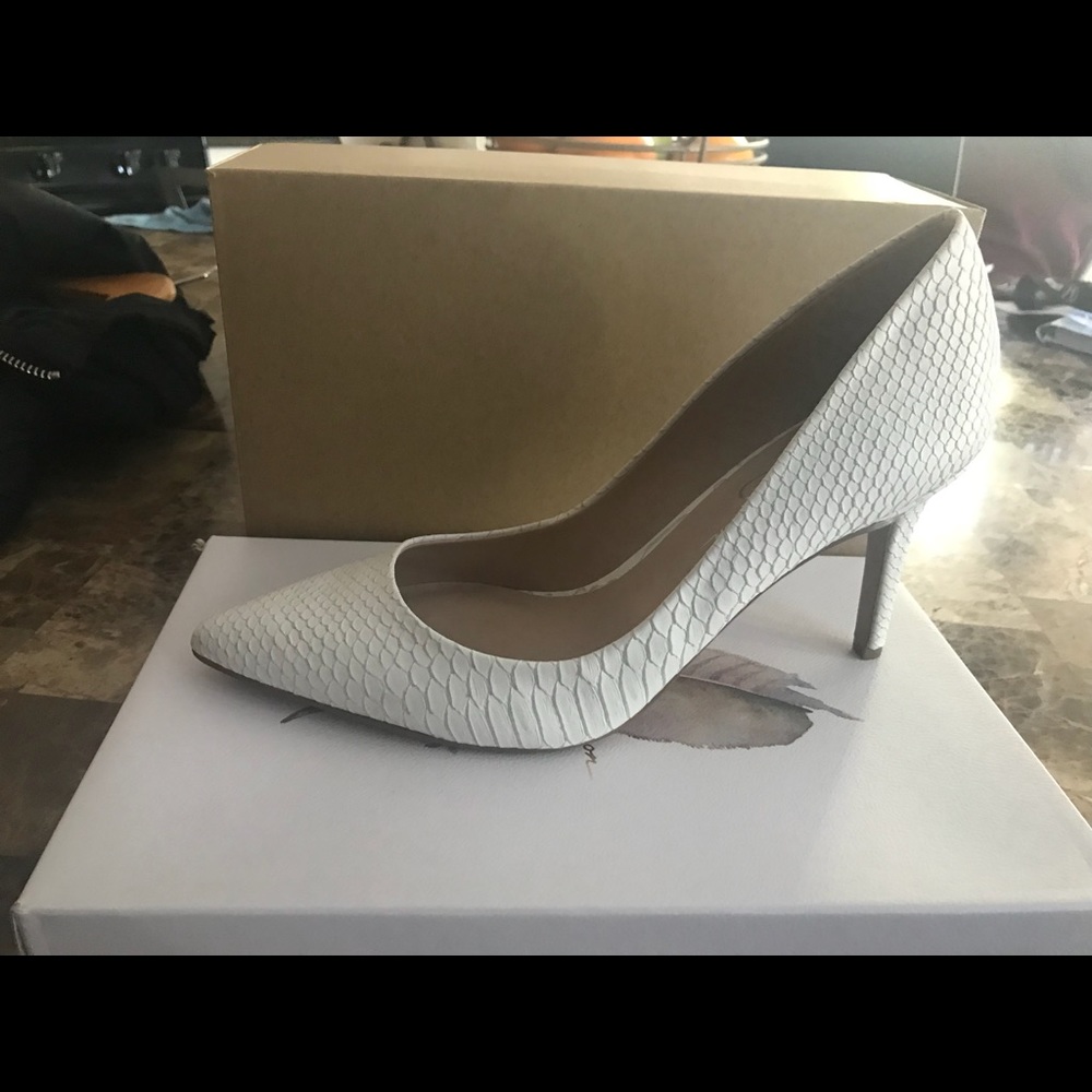 Jessica Simpson High Heels 👠 good condition.